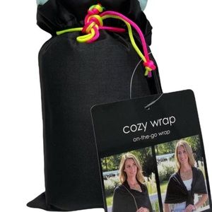 Parade Street Cozy On The Go Wrap